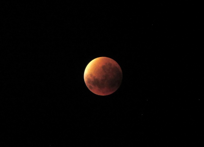eclipse_red.jpg